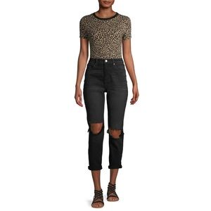 No Boundaries Black High Rise Distressed Skinny Jean with Knee Rips Size 9